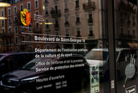 Les missions du SPMi sont définies par la loi. Elles consistent notamment à : • Ecouter sans jugement les enfants et les familles qui ont besoin d'aide. • Les aider à traverser une situation familiale compliquée. • Protéger les enfants et défendre leurs droits, parfois en exécutant des décisions de justice.